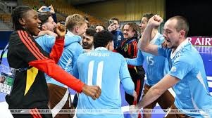 曼联解雇阿莫林，2.5亿镑引援恐再打水漂